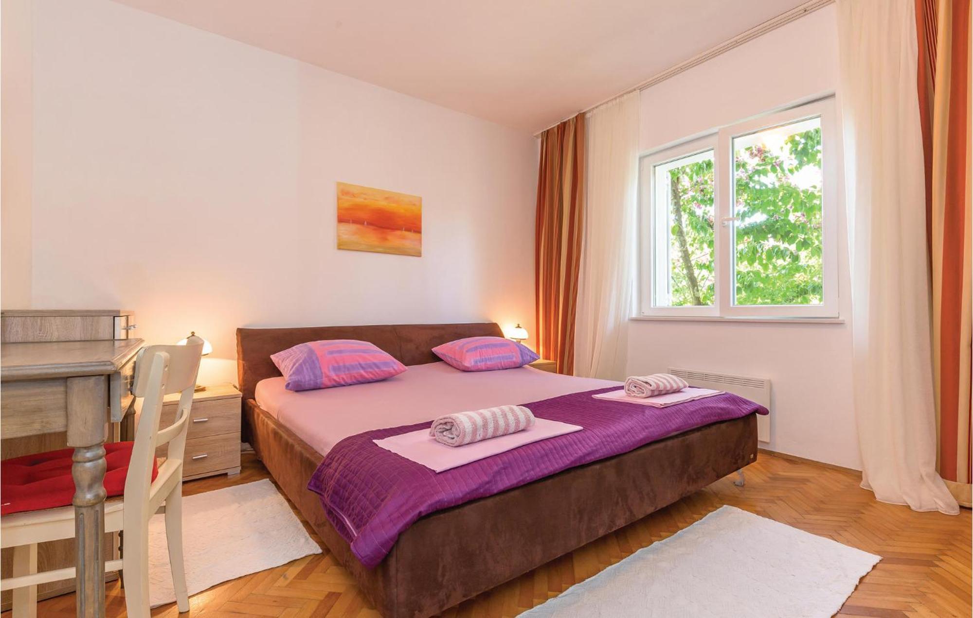 Lovely Apartment In Makarska With Wifi Esterno foto
